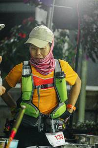 BIB: 130
                            <button type="button" onclick="openModal(22299614)" class="btn btn-primary btn-sm float-right btn-popup" data-toggle="modal" data-target=".modal-high-quality">
                        <i class="fas fa-shopping-cart"></i> Add to Cart
                    </button>
                                            <button type="button" onclick="isThisMe(22299614, true)" class="btn btn-success btn-sm float-right btn-popup btn-isme hidden" data-toggle="tooltip" data-placement="bottom" title="นี่คือรูปของคุณใช่ไหม คลิกที่นี่เพื่อเอาเข้าอัลบั้ม">
                        <i class="fas fa-plus"></i> Add to album
                    </button>
                    <button type="button" onclick="isThisMe(22299614, false)" class="btn btn-warning btn-sm float-right btn-popup btn-isnotme hidden">
                        <i class="fas fa-ban"></i> Remove from album
                    </button>